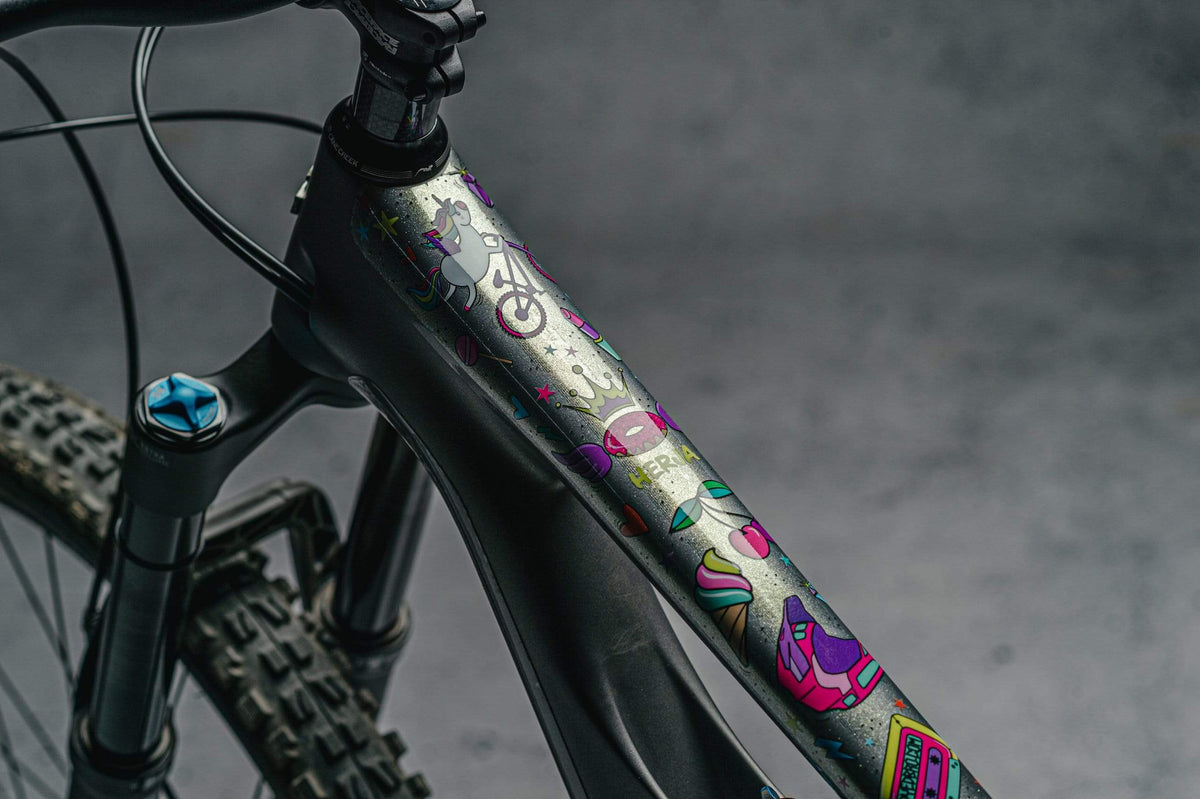DYEDBRO - Acabado brillante - Múltiples estilos y colores Protector  universal para cuadro de bicicleta teñido Bro